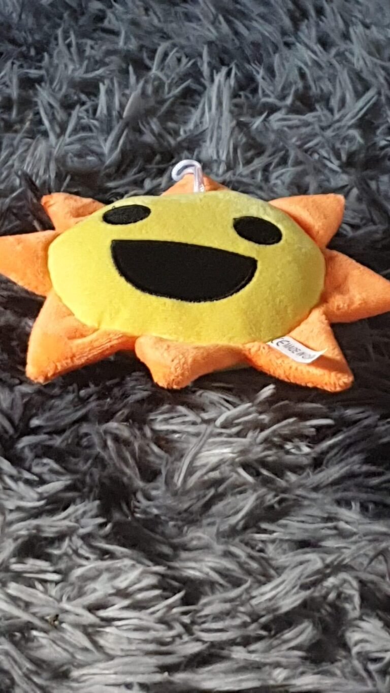I’M UNBANNED HELLO AGAIN!!! (Mr.Sun plush for relevance)